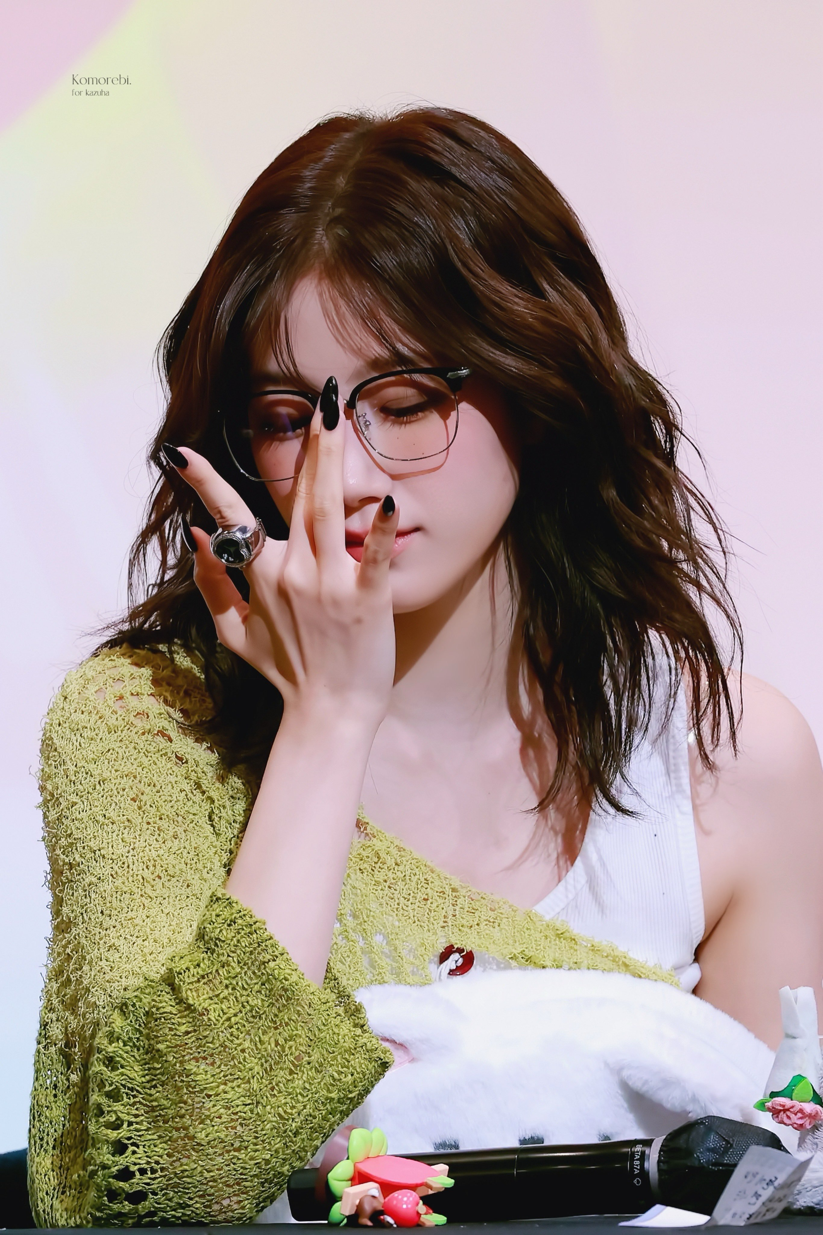 Recent activity shot of LE SSERAFIM