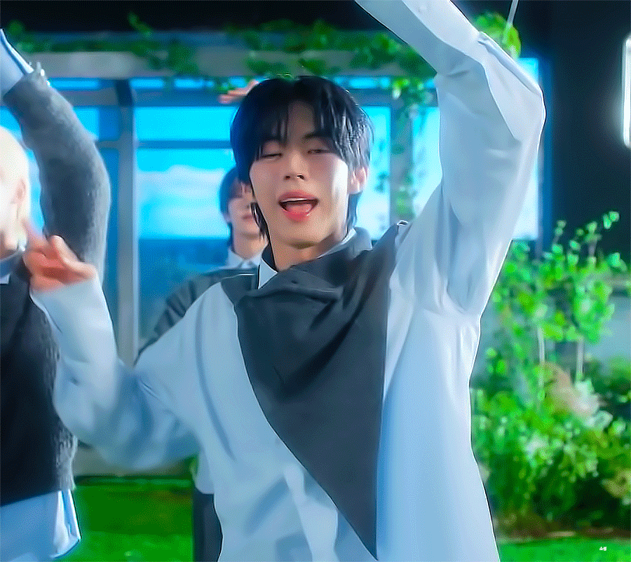 Behind-the-scenes cut of Dohoon (TWS)