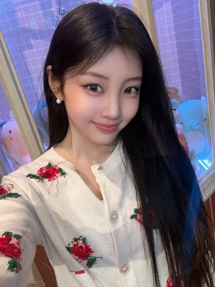 Latest photo of Wonhee (ILLIT)