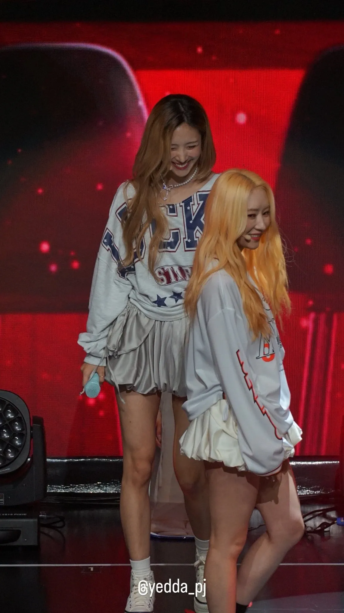 Foto aktivitas terbaru DREAMCATCHER