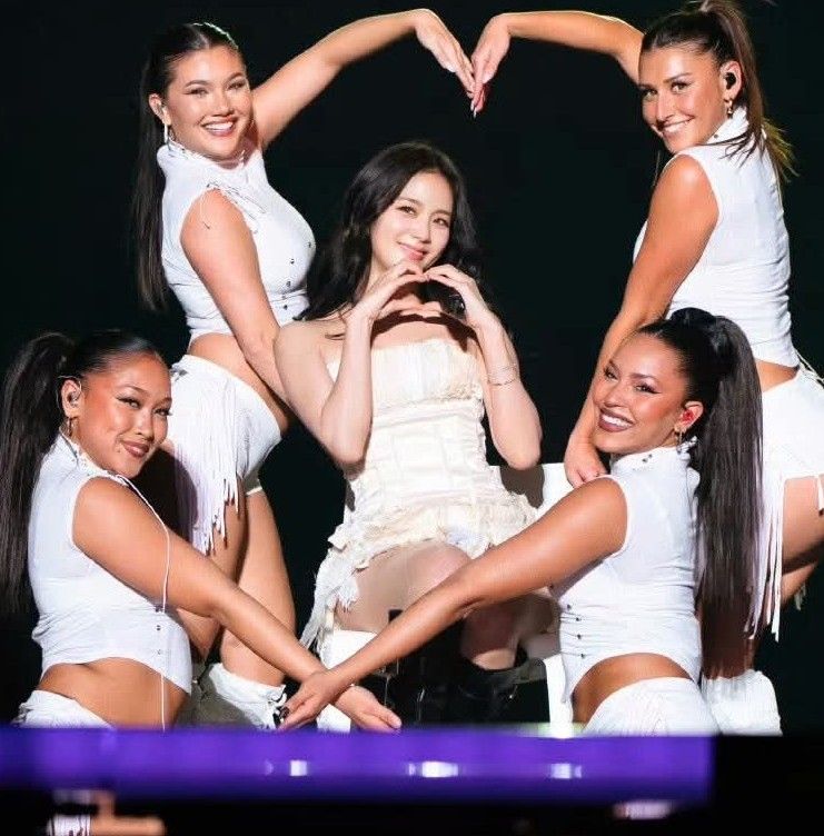 지수 (BLACKPINK)의 최신 사진