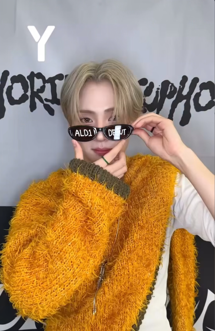 A moment captured by Lee Sangwon (ALPHA DRIVE ONE)'s fan