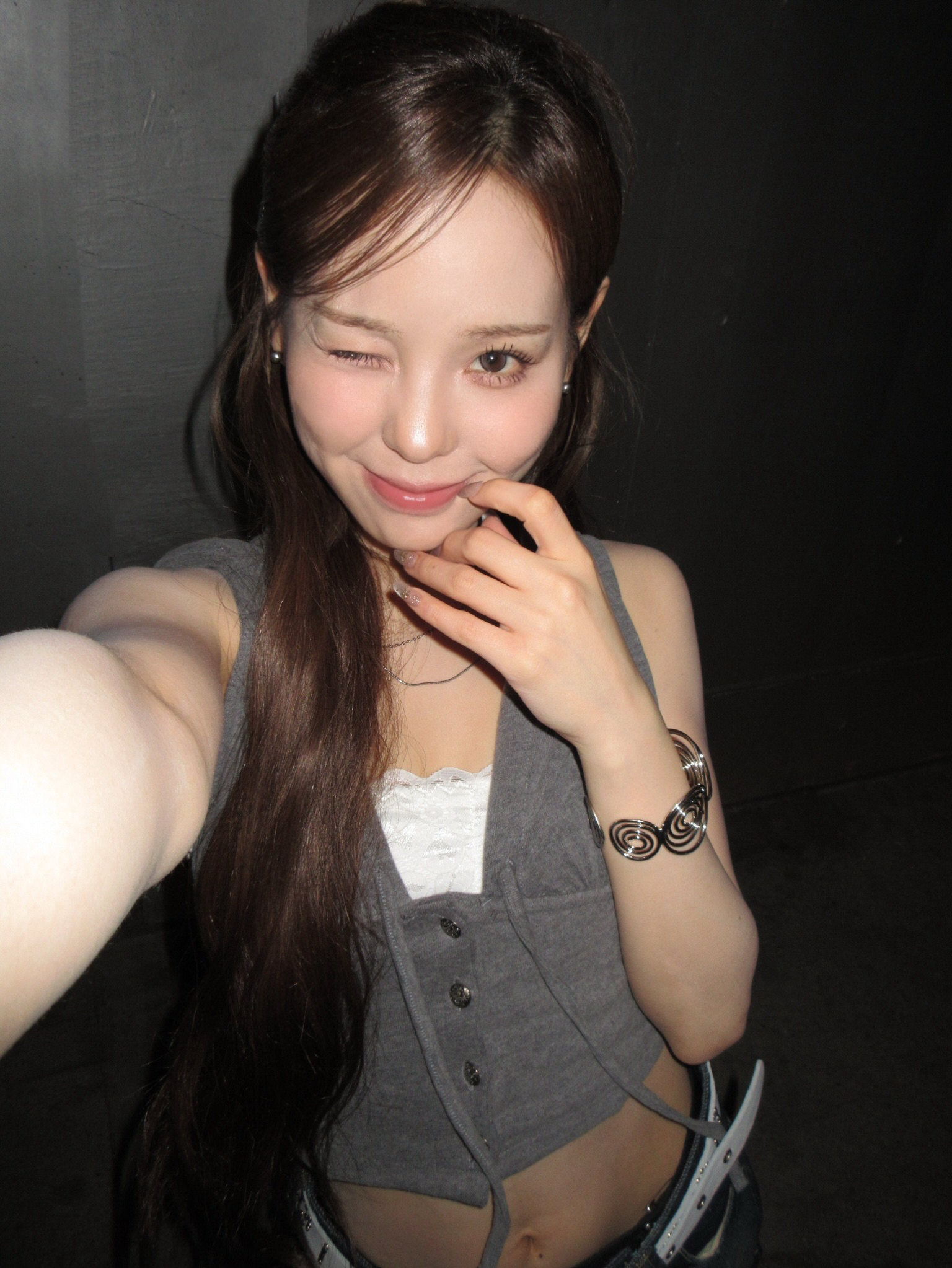 Latest photo of Mako (NiziU)