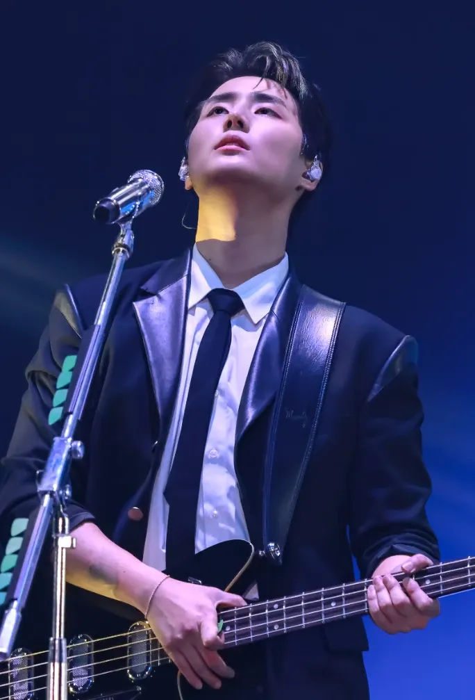 Behind-the-scenes cut of Young K (DAY6)
