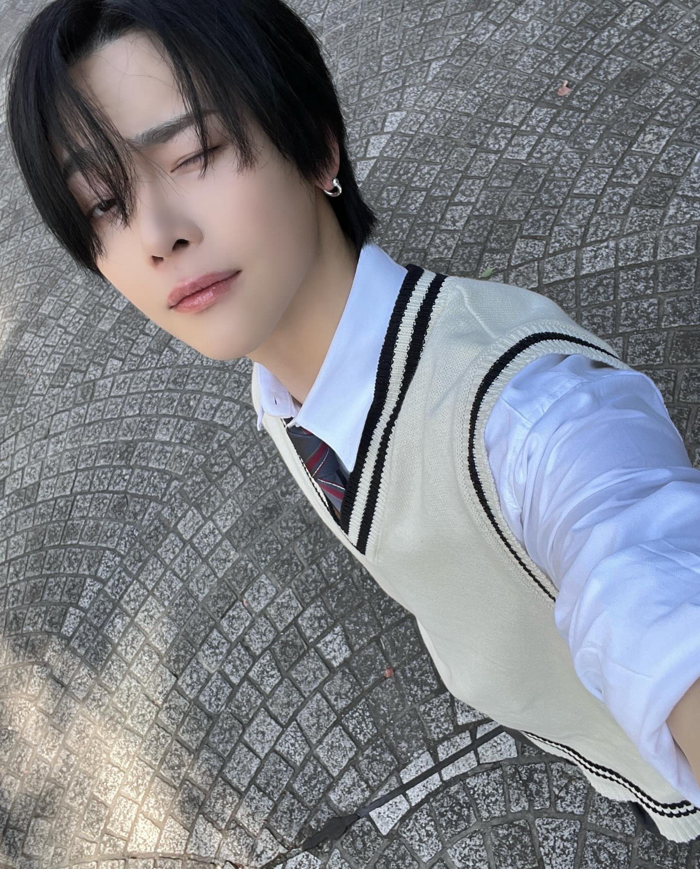 A moment captured by Nicholas (&TEAM)'s fan