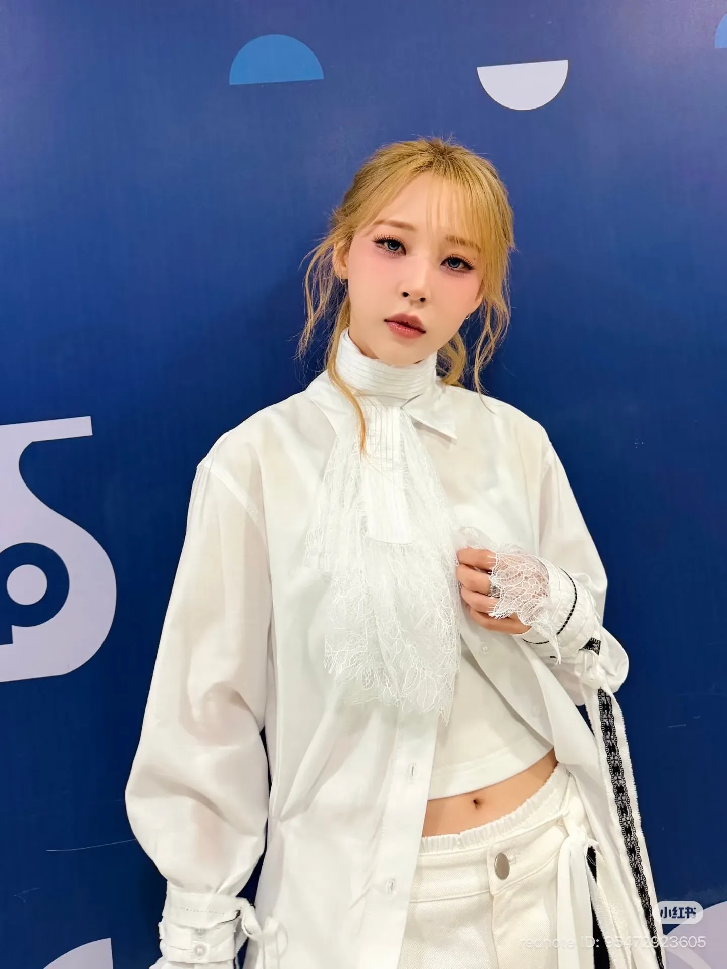 Behind-the-scenes cut of Moonbyul (MAMAMOO)