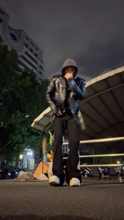 Recent activity shot of TREASURE