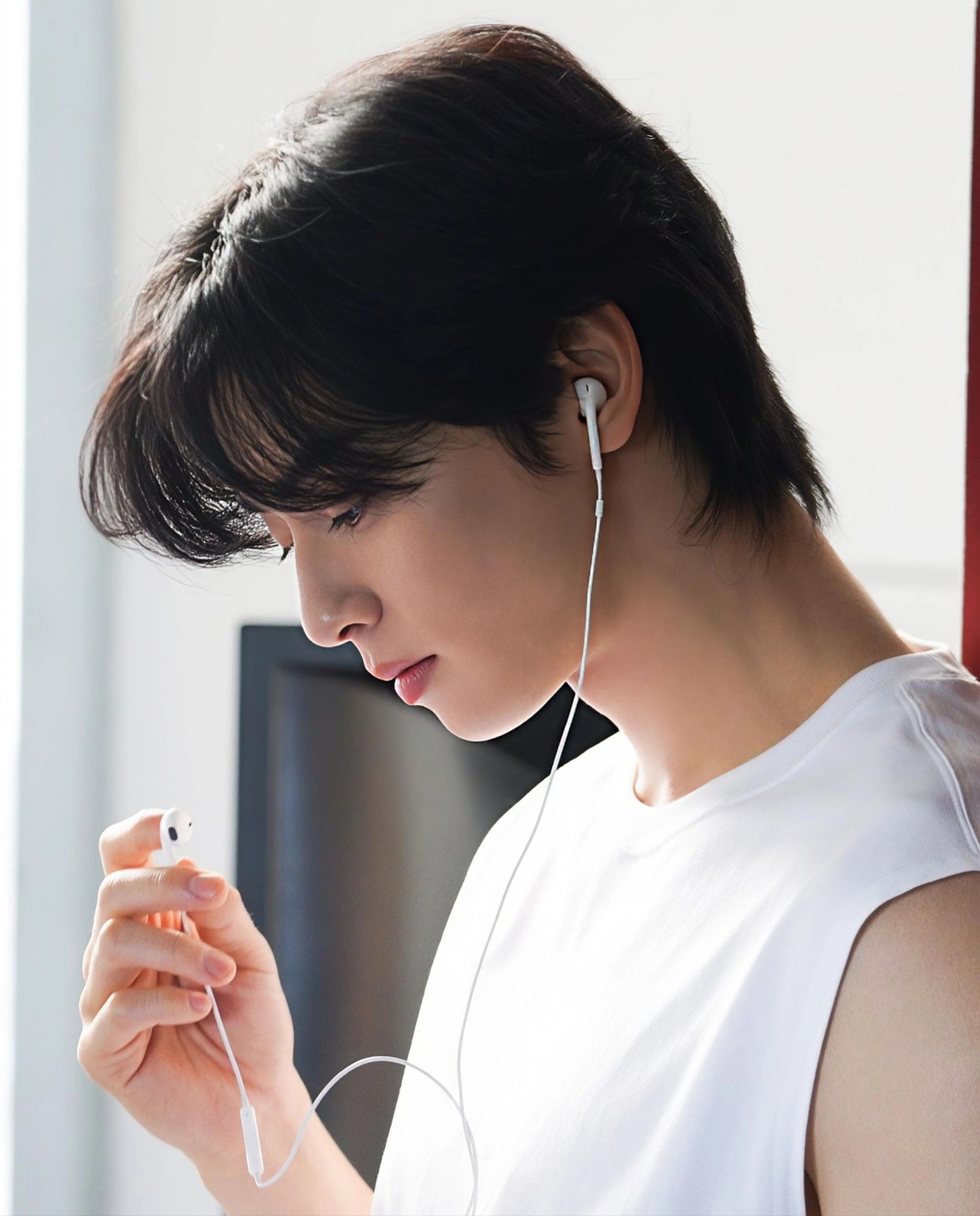 Latest photo of Eunwoo (ASTRO)
