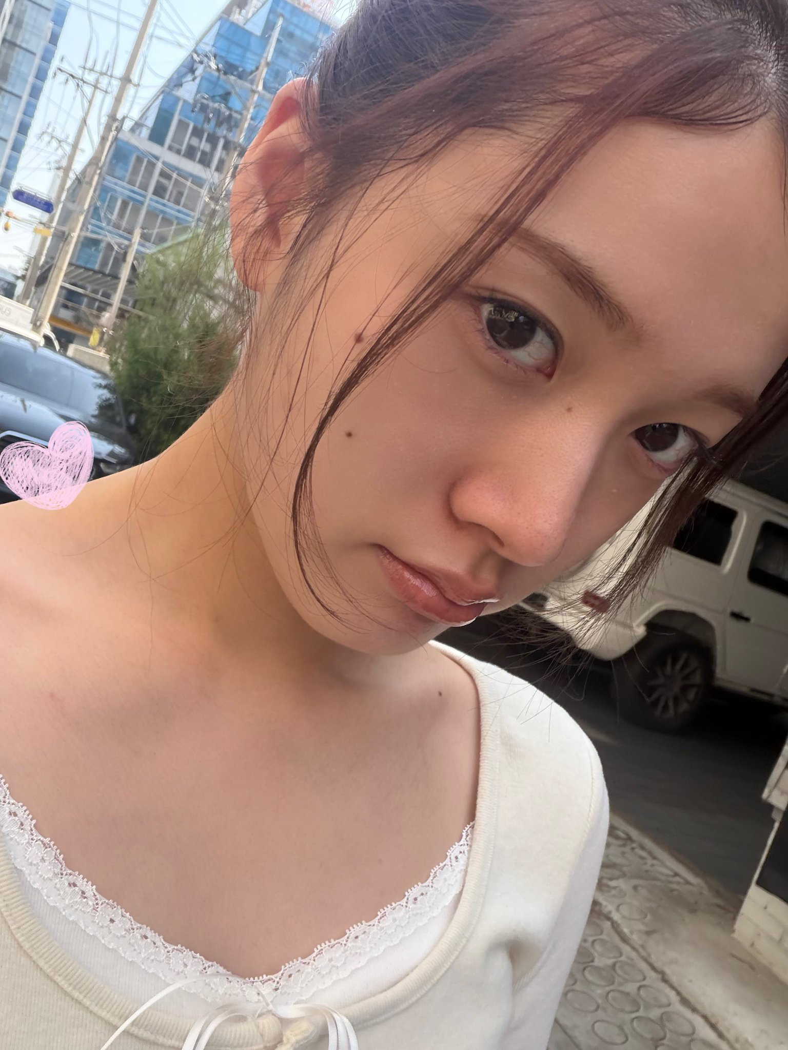 Behind-the-scenes cut of STAYC