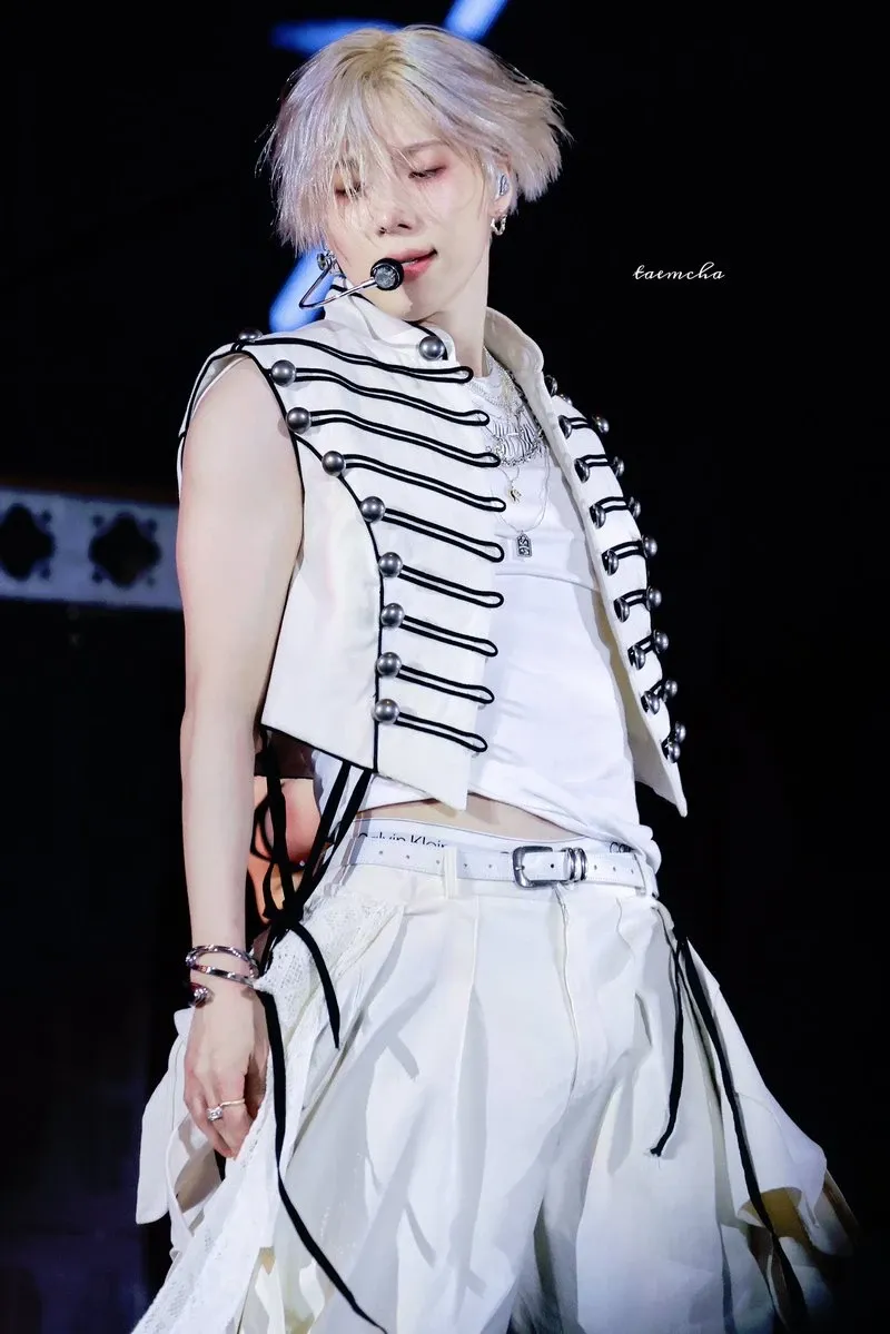 Behind-the-scenes cut of Taemin (SHINee)