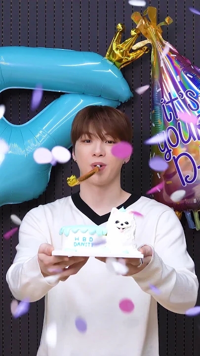 Today's most popular wallpaper in the Kang Daniel community