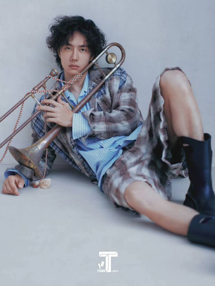 Behind-the-scenes cut of Wang Yibo