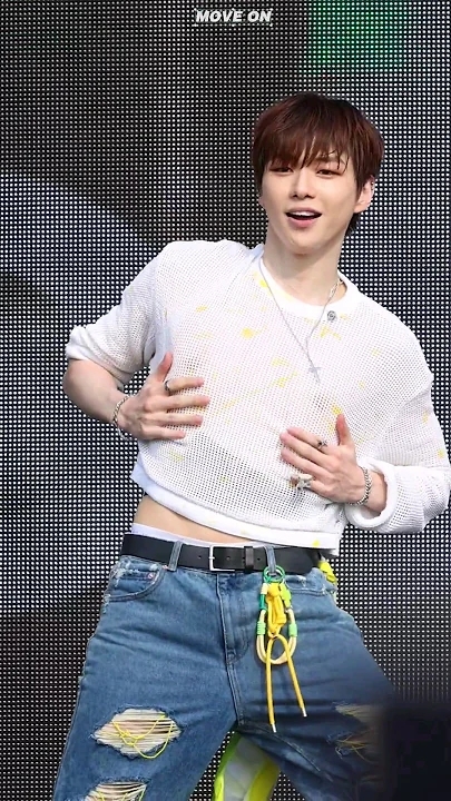 A heartfelt wallpaper shared by Kang Daniel's fans