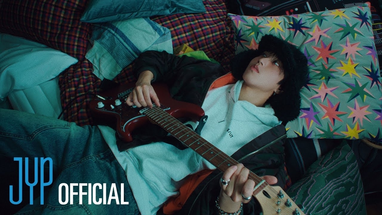 Latest photo of HAN (Stray Kids)