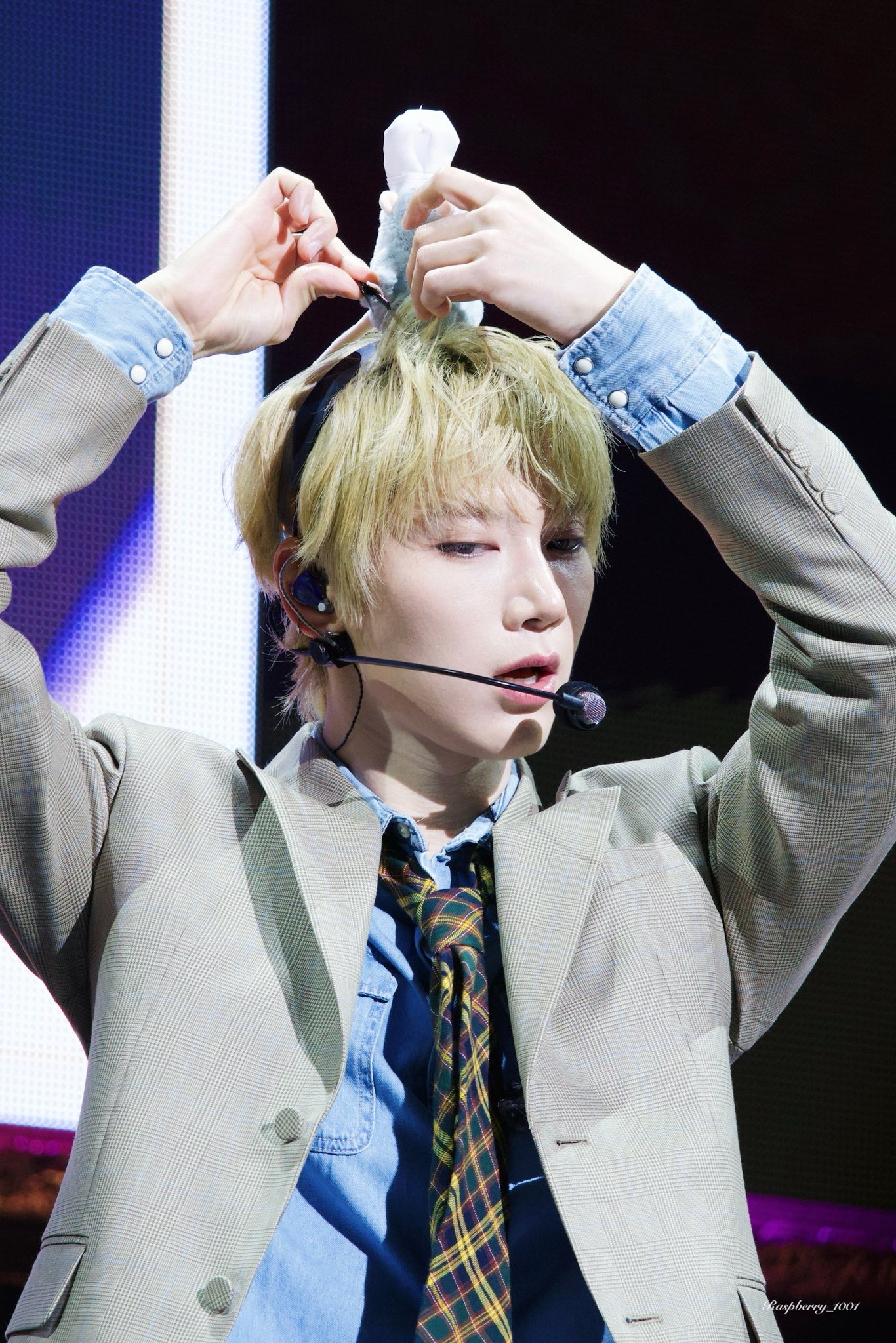 Behind-the-scenes cut of TEN (WayV)