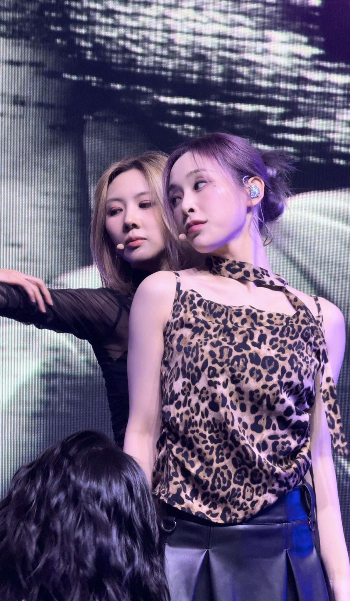 Momen yang diabadikan oleh penggemar DREAMCATCHER