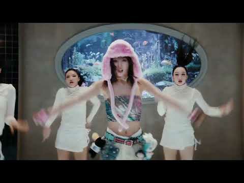 Momo (TWICE)的幕後花絮