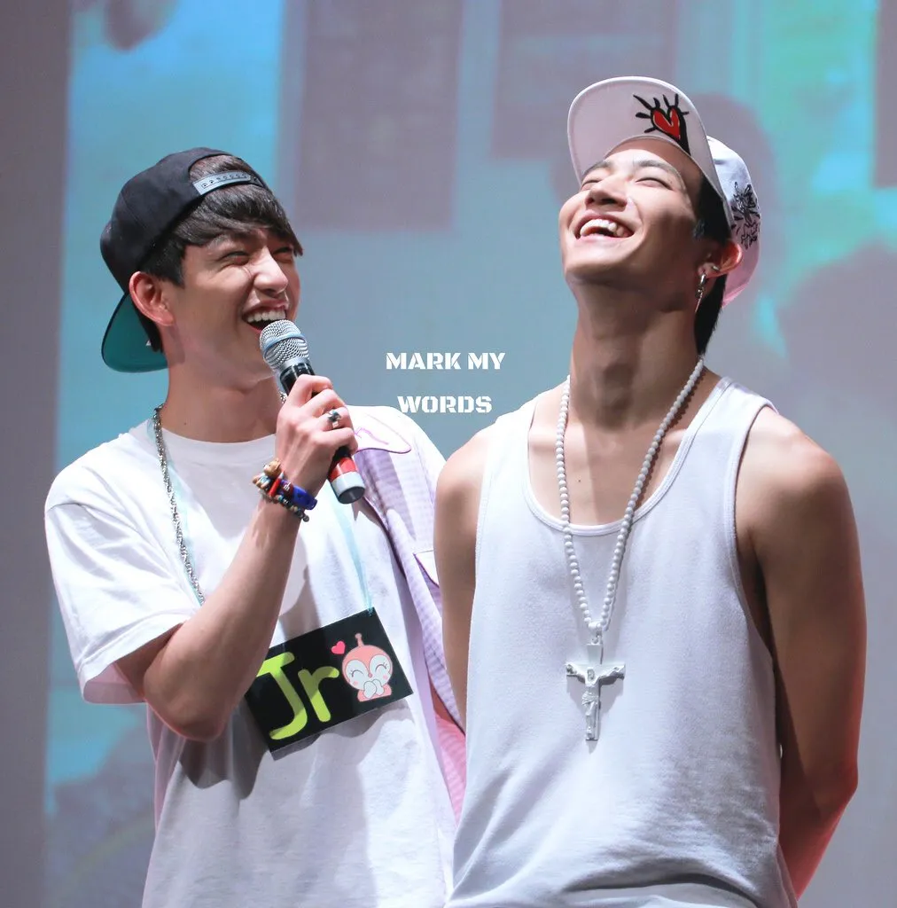 Latest photo of JAY B (GOT7)