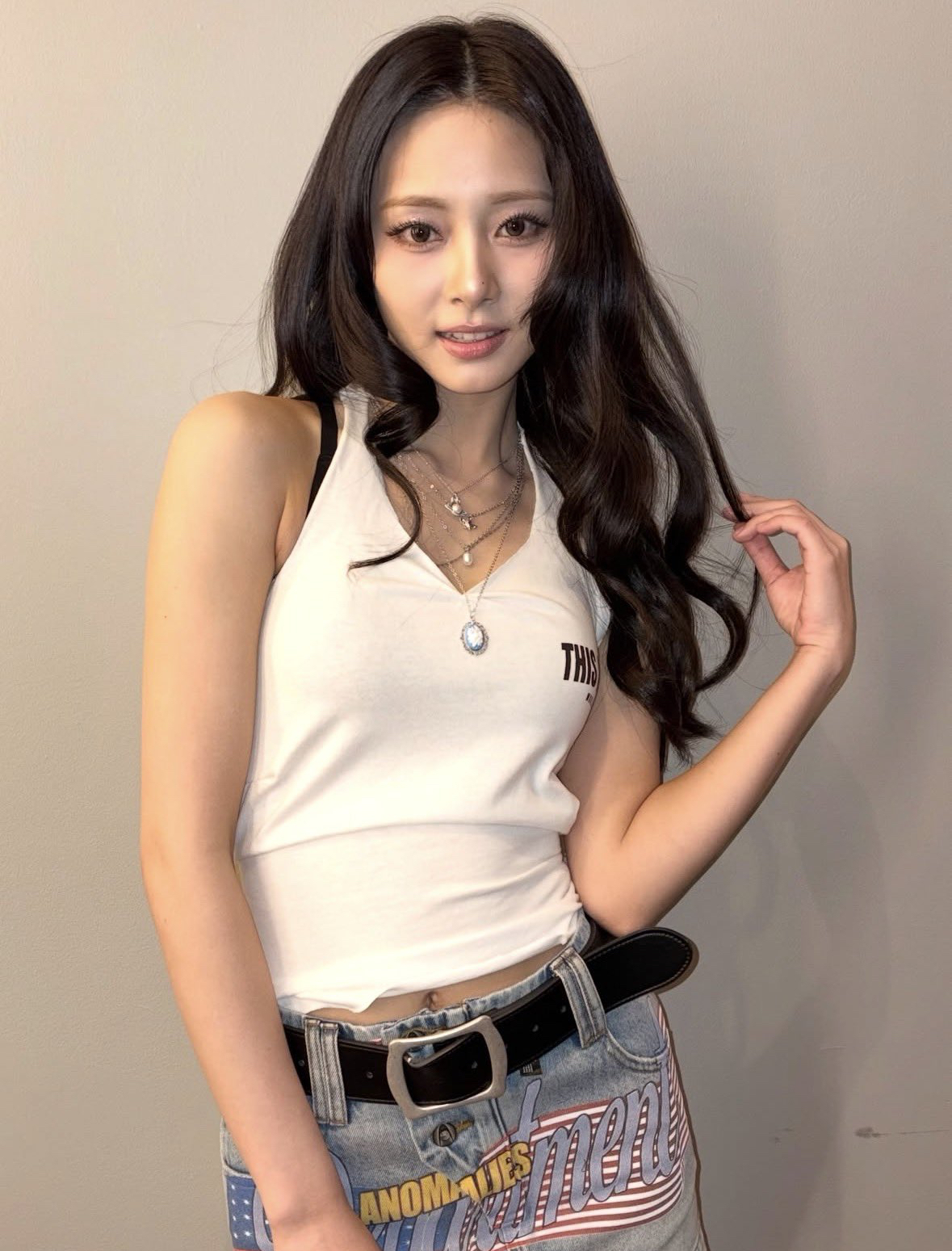 Recent activity shot of Tzuyu (TWICE)