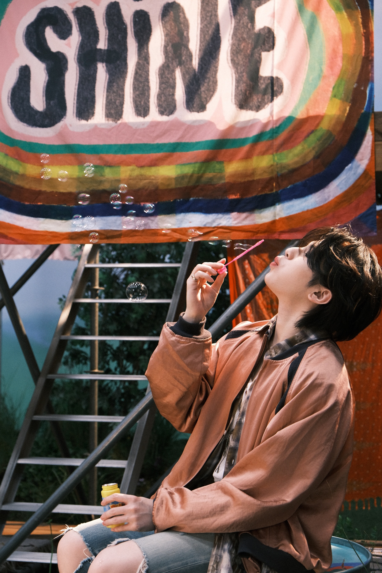 Woozi (SEVENTEEN)的幕后花絮