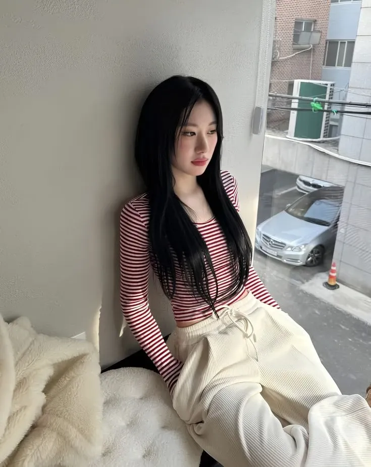 Foto aktivitas terbaru Chaeryeong (ITZY)