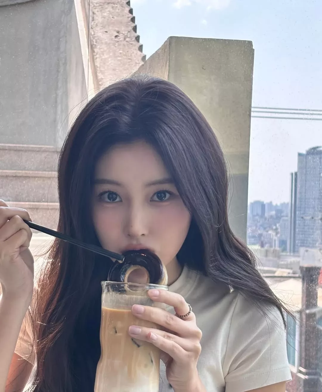 강혜원의 비하인드 컷