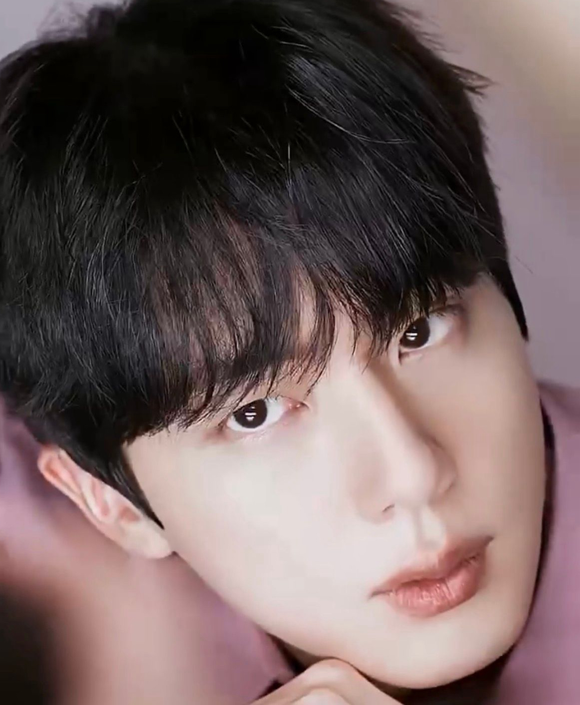 Foto terbaru Jin (BTS)