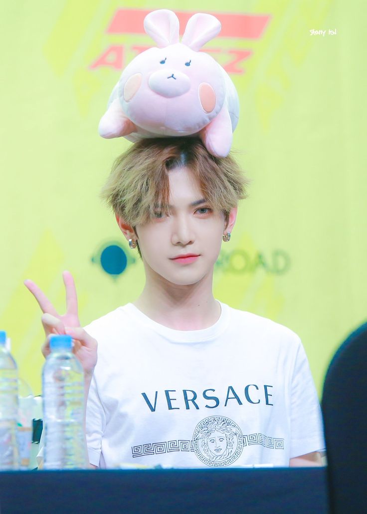 Momen yang diabadikan oleh penggemar ATEEZ