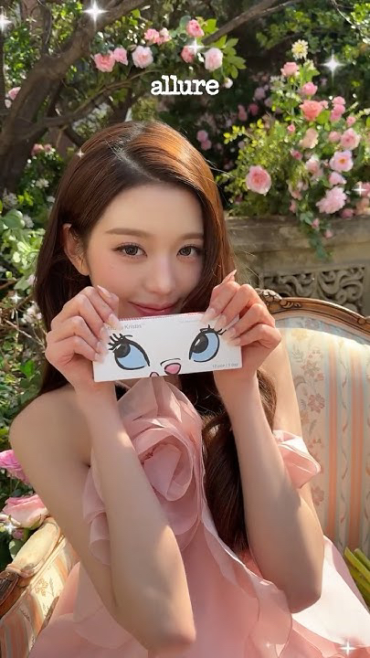 Recent activity shot of Jang Wonyoung (IVE)