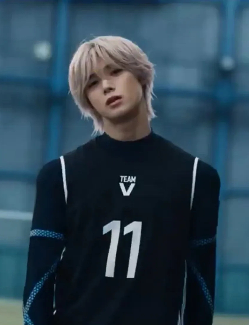 Behind-the-scenes cut of K (&TEAM)