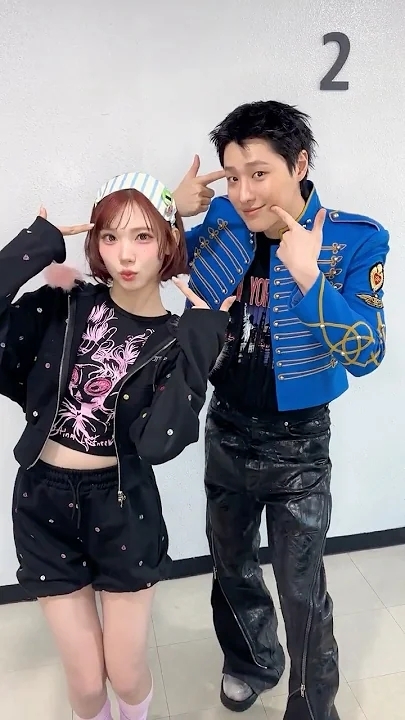 Fan-made special wallpaper for WOODZ