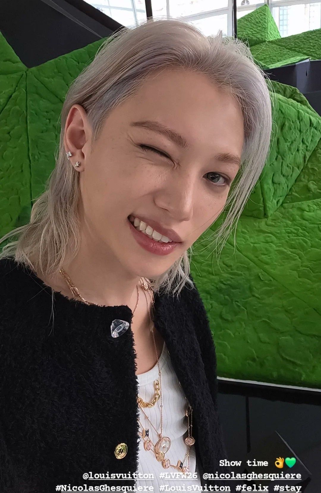 Behind-the-scenes cut of Felix (Stray Kids)