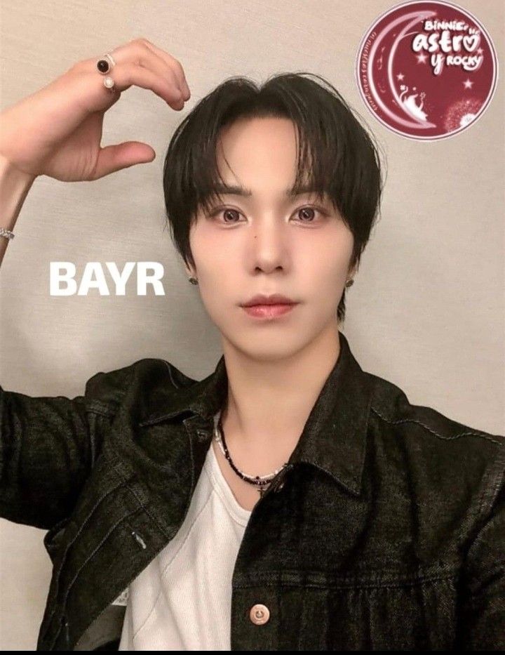 A moment captured by Rocky's fan