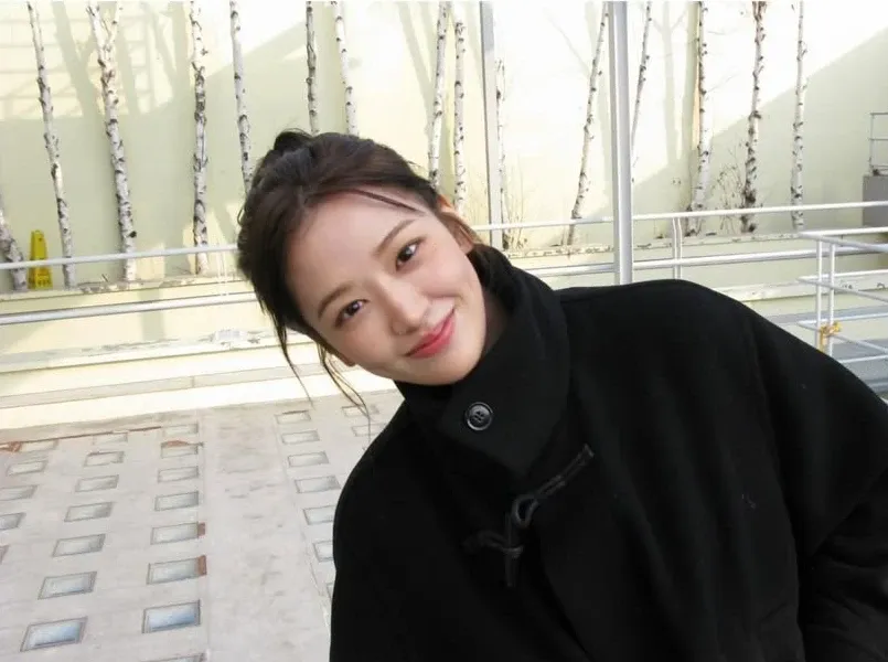 안유진 (IVE)의 비하인드 컷