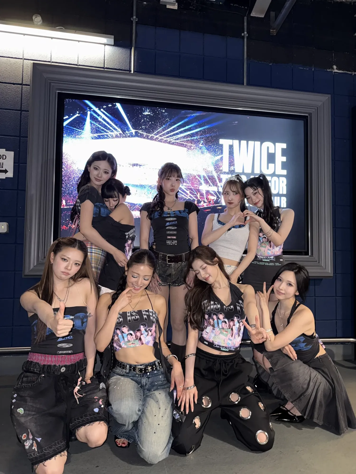 Momen yang diabadikan oleh penggemar TWICE