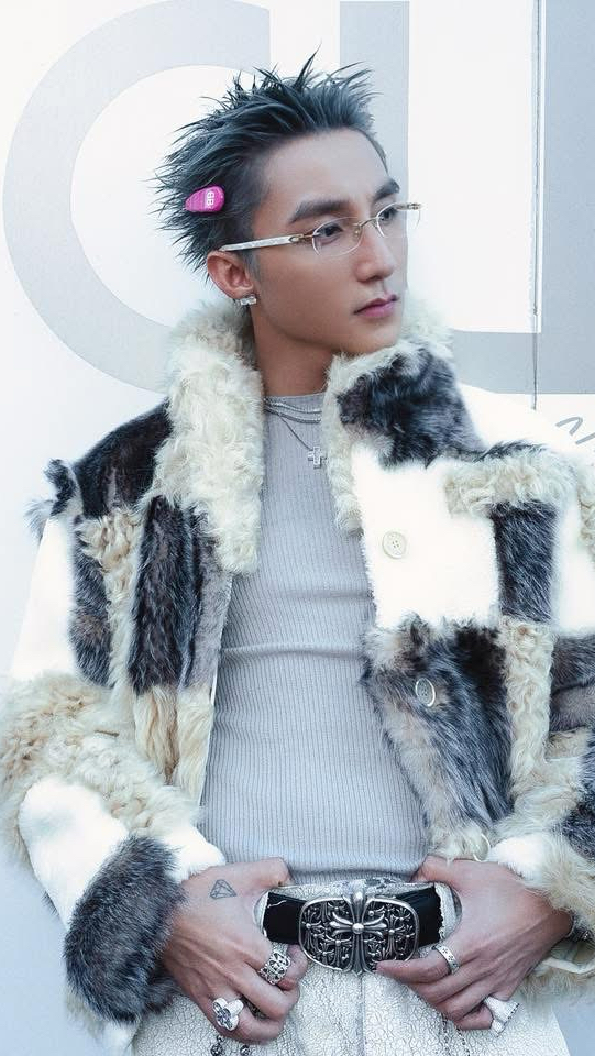 Behind-the-scenes cut of Son Tung M-TP