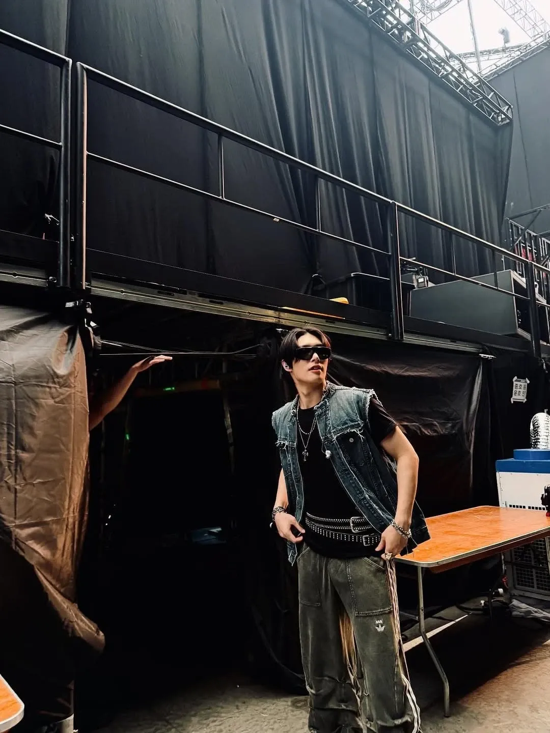 Behind-the-scenes cut of Mingi (ATEEZ)