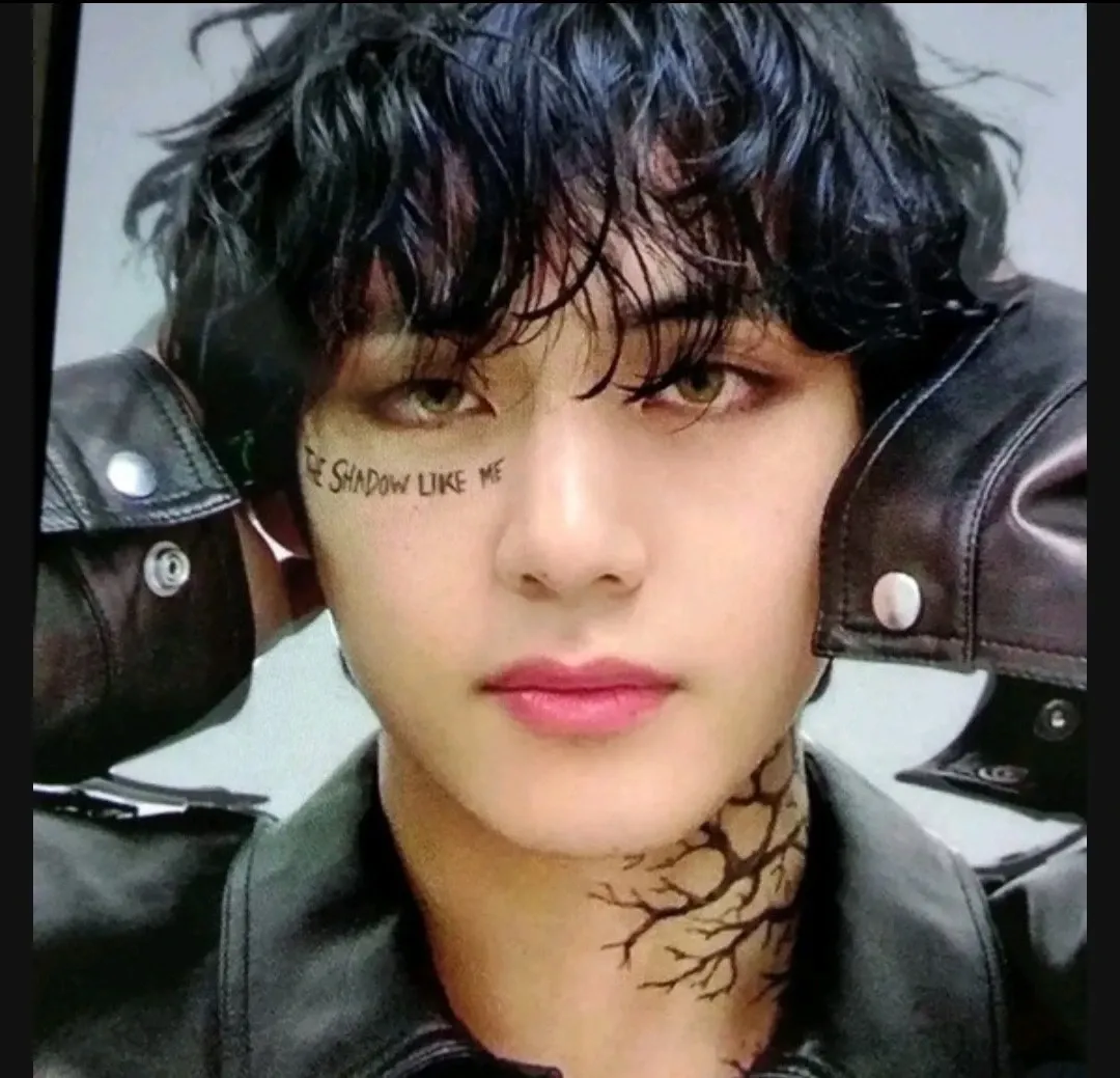 뷔 (방탄소년단)의 비하인드 컷
