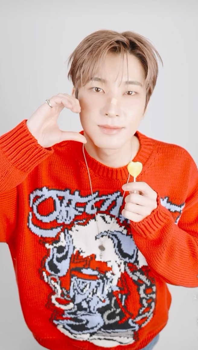 원우 (세븐틴)의 최신 사진