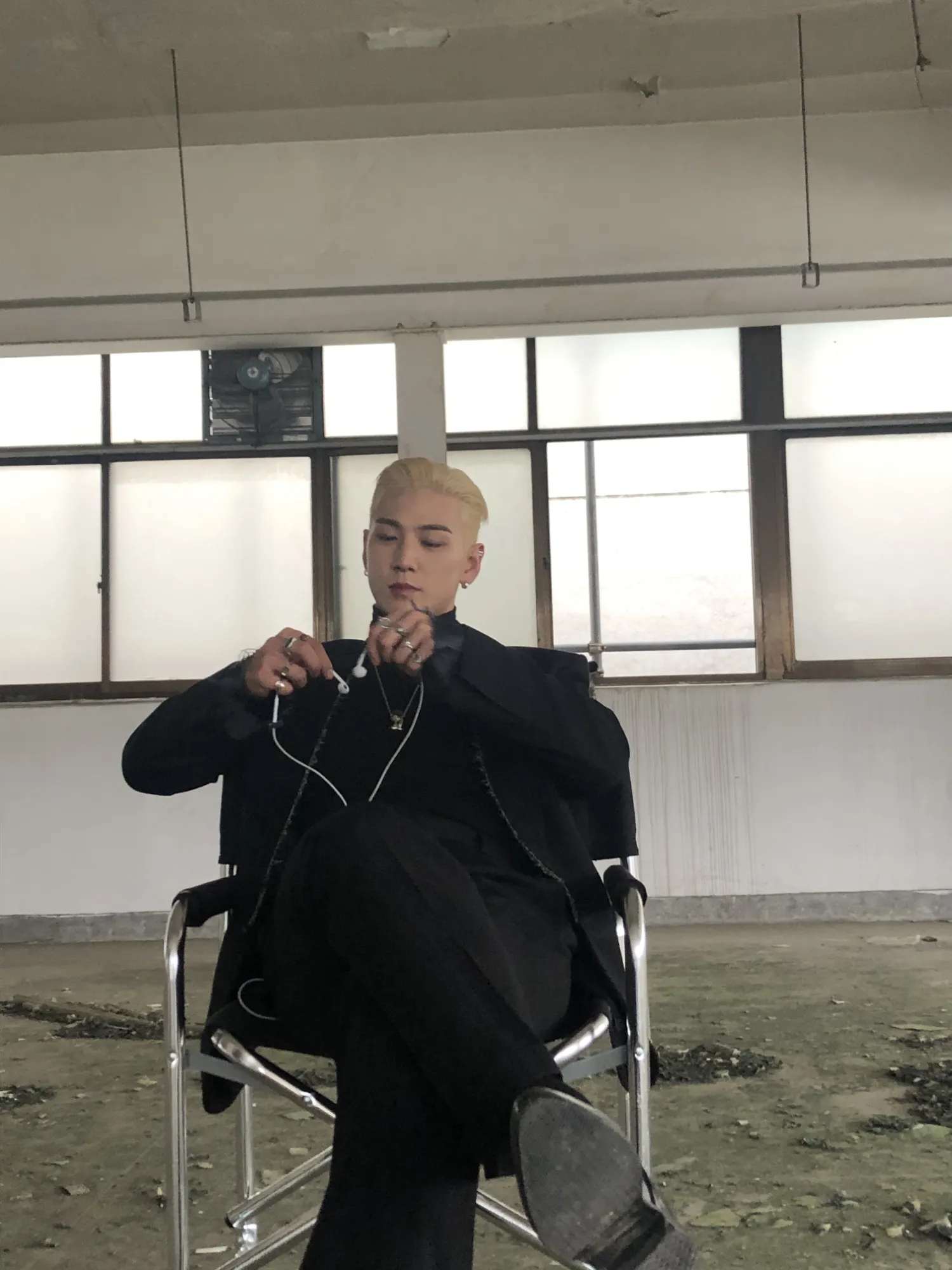 백호의 비하인드 컷