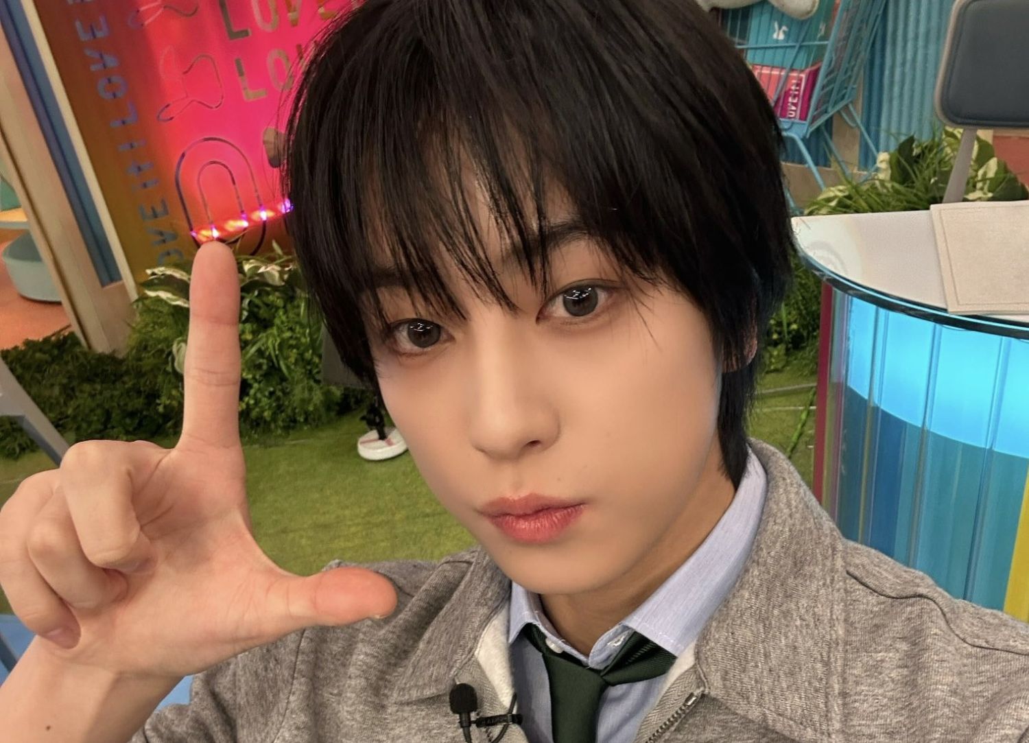 Behind-the-scenes cut of Taki (&TEAM)