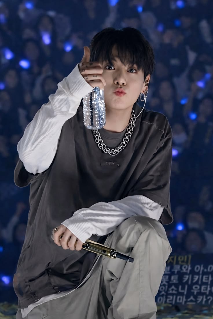 Latest photo of Jungkook (BTS)