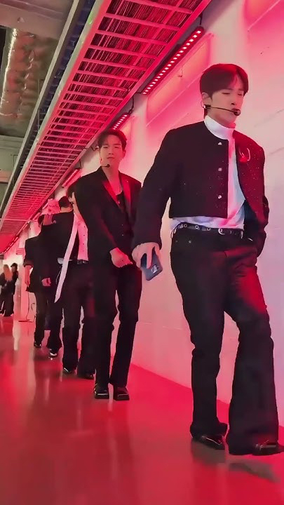 Momen yang diabadikan oleh penggemar MONSTA X