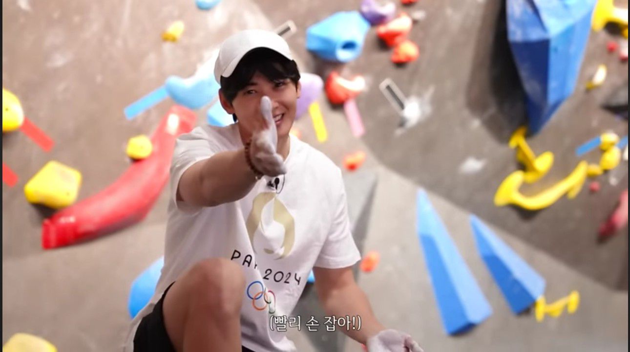 Behind-the-scenes cut of Eunwoo (ASTRO)