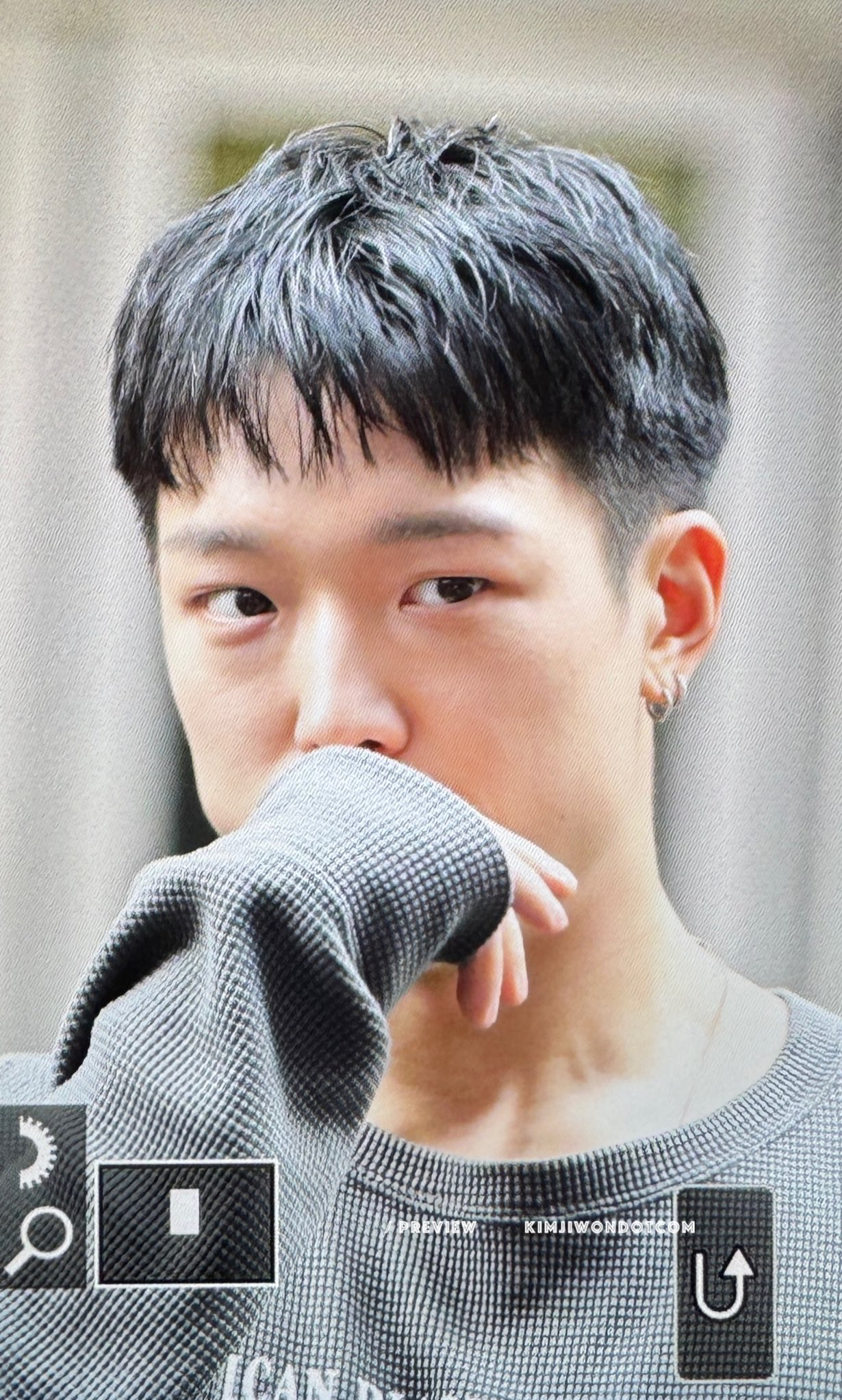 The most beloved wallpaper among BOBBY (iKON)'s fans