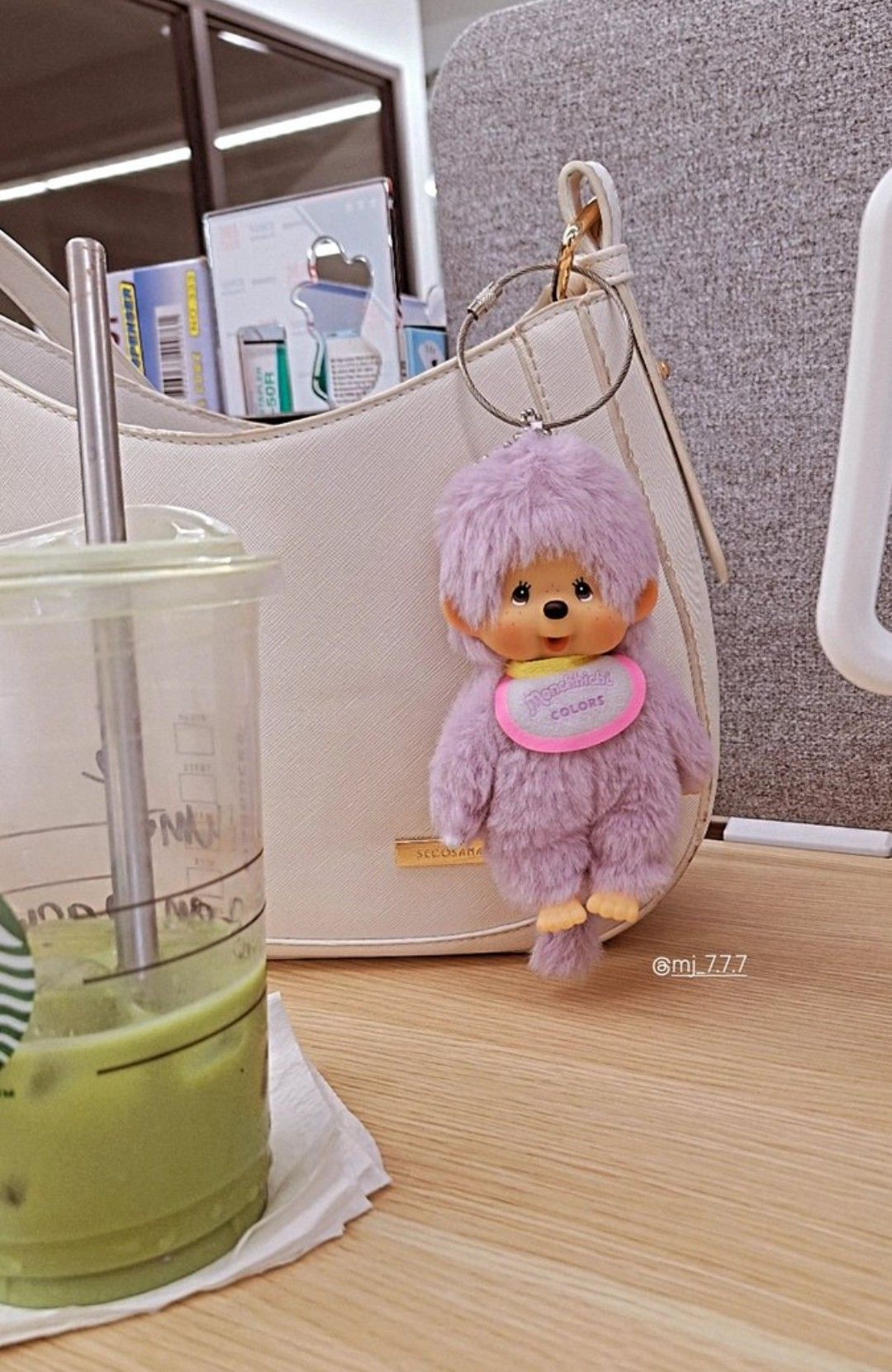 Latest photo of MJ (ASTRO)