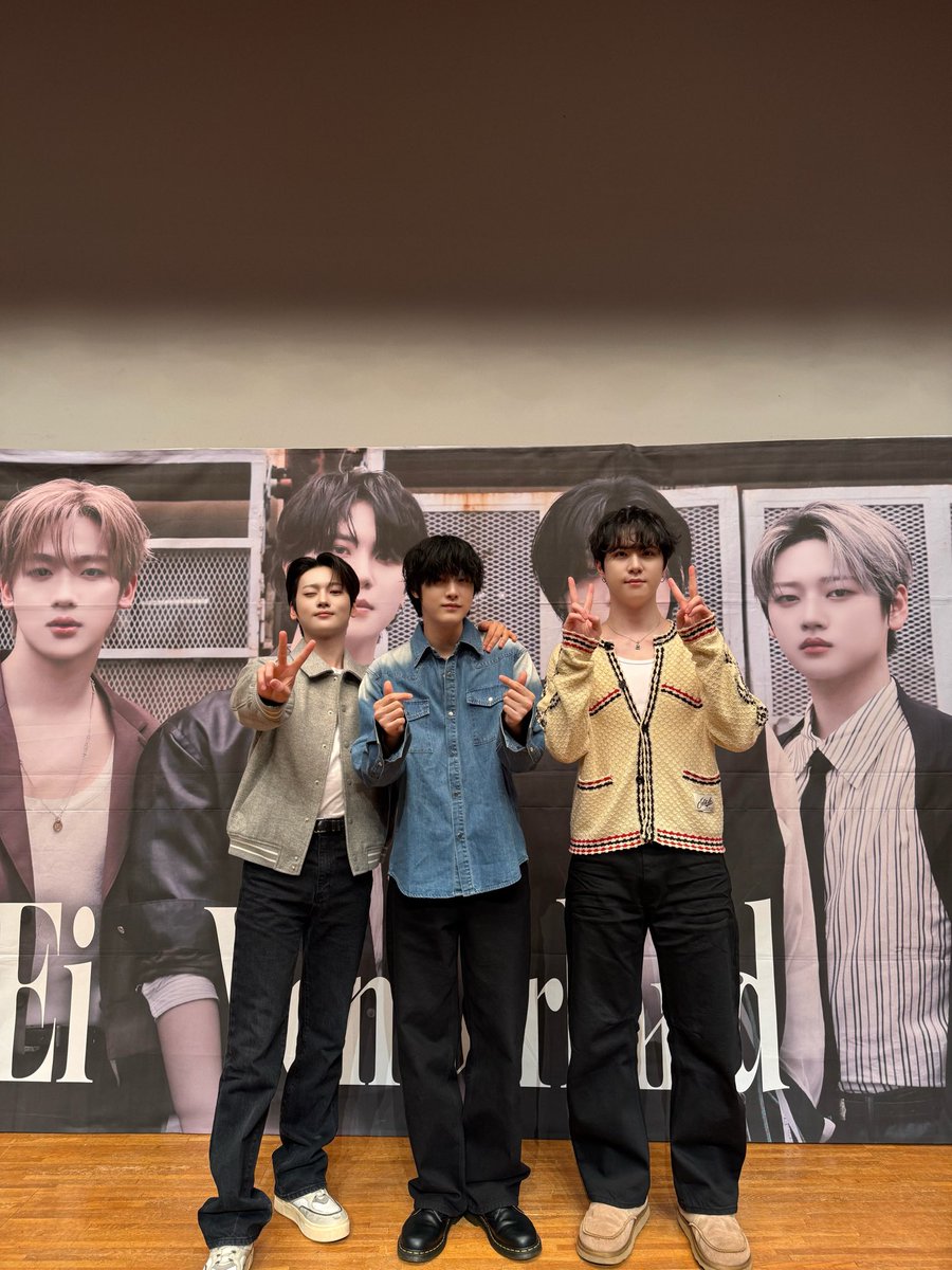 A moment captured by WEi's fan