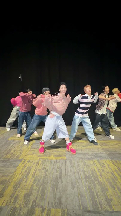 Fan-made special wallpaper for NEXZ