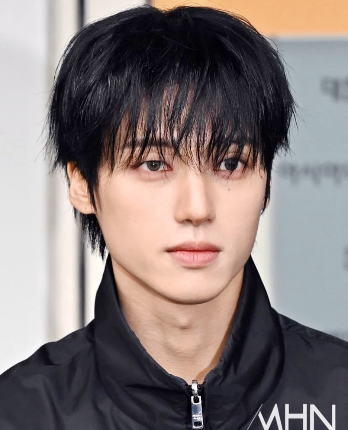 友榮 (ATEEZ)的最新照片