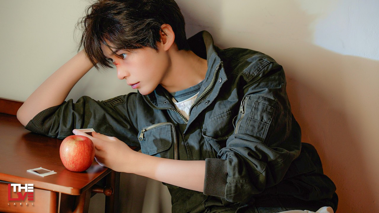 A moment captured by Sung Hanbin (ZEROBASEONE)'s fan